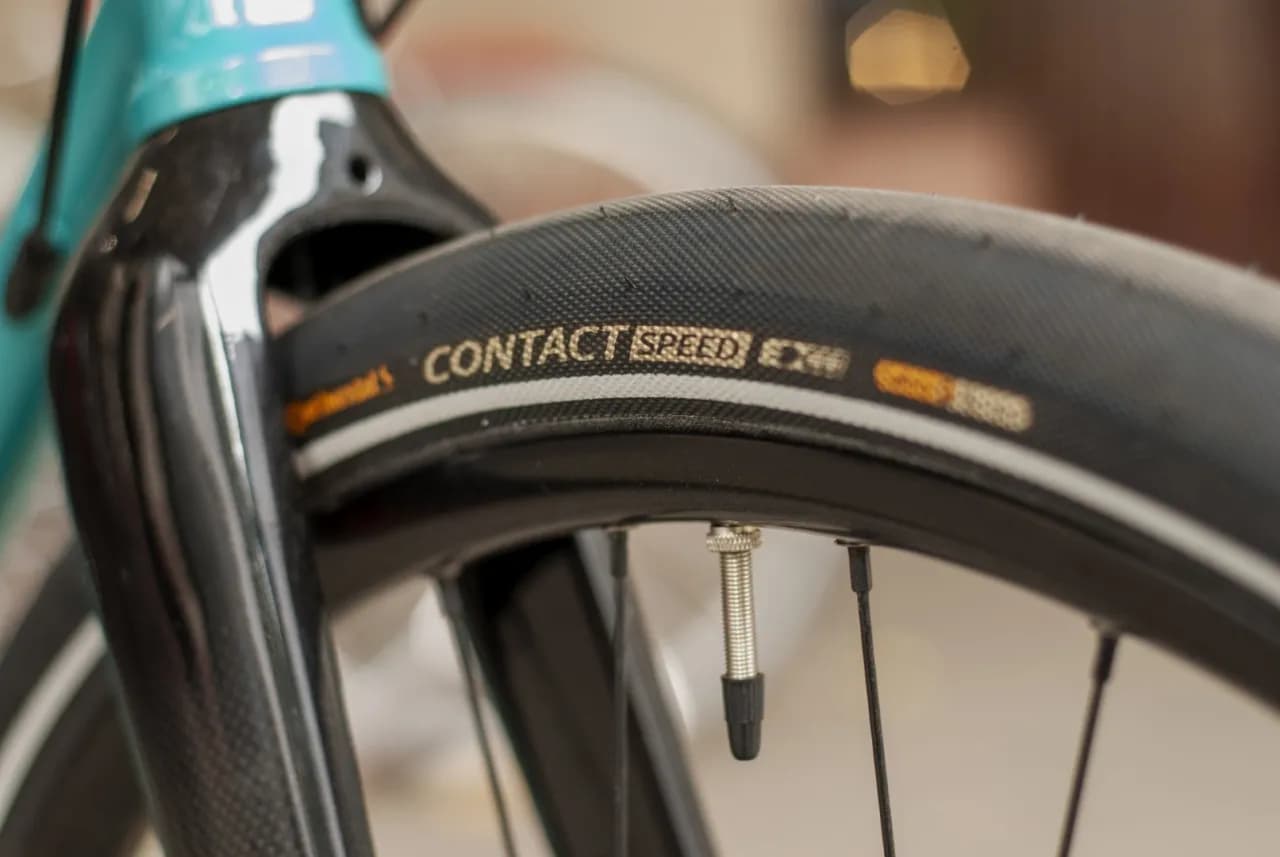 Jakie opony do gravela? Wybierz najlepsze dla swojego roweru