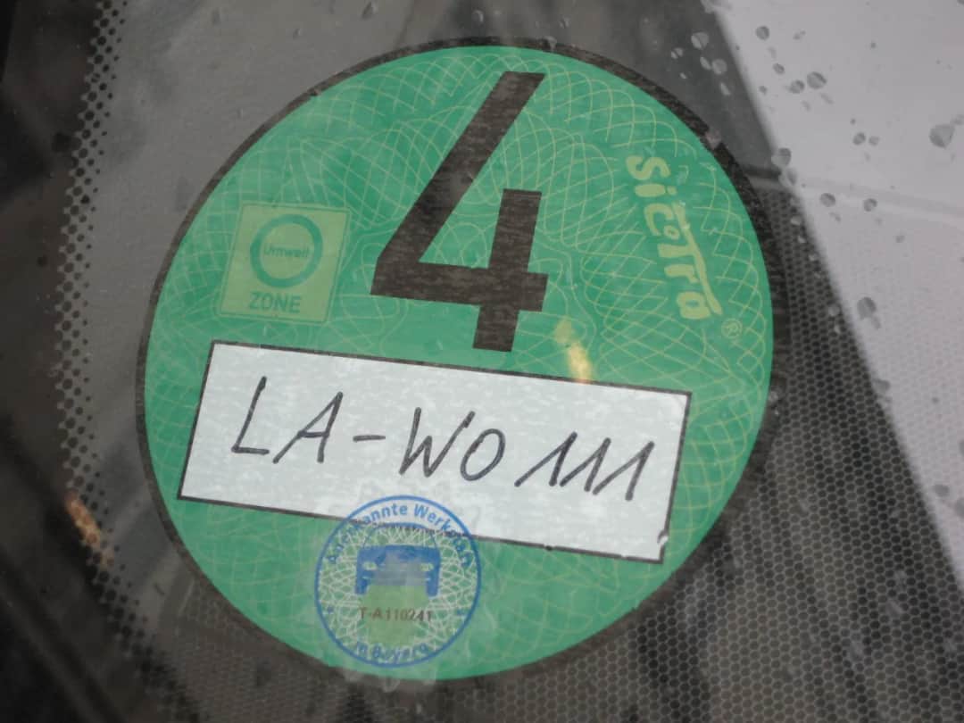 Naklejka Umweltzone – Jakie są przepisy i jak zdobyć wymaganą naklejkę?