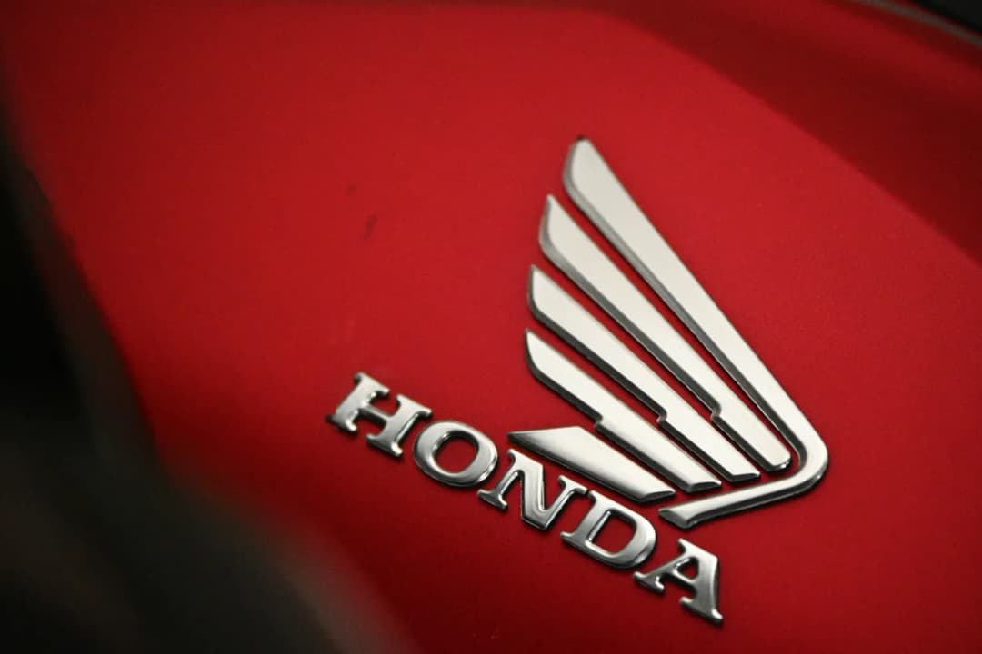 Motogar Polska wprowadza do oferty oryginalne części do Hondy CB125R 2025