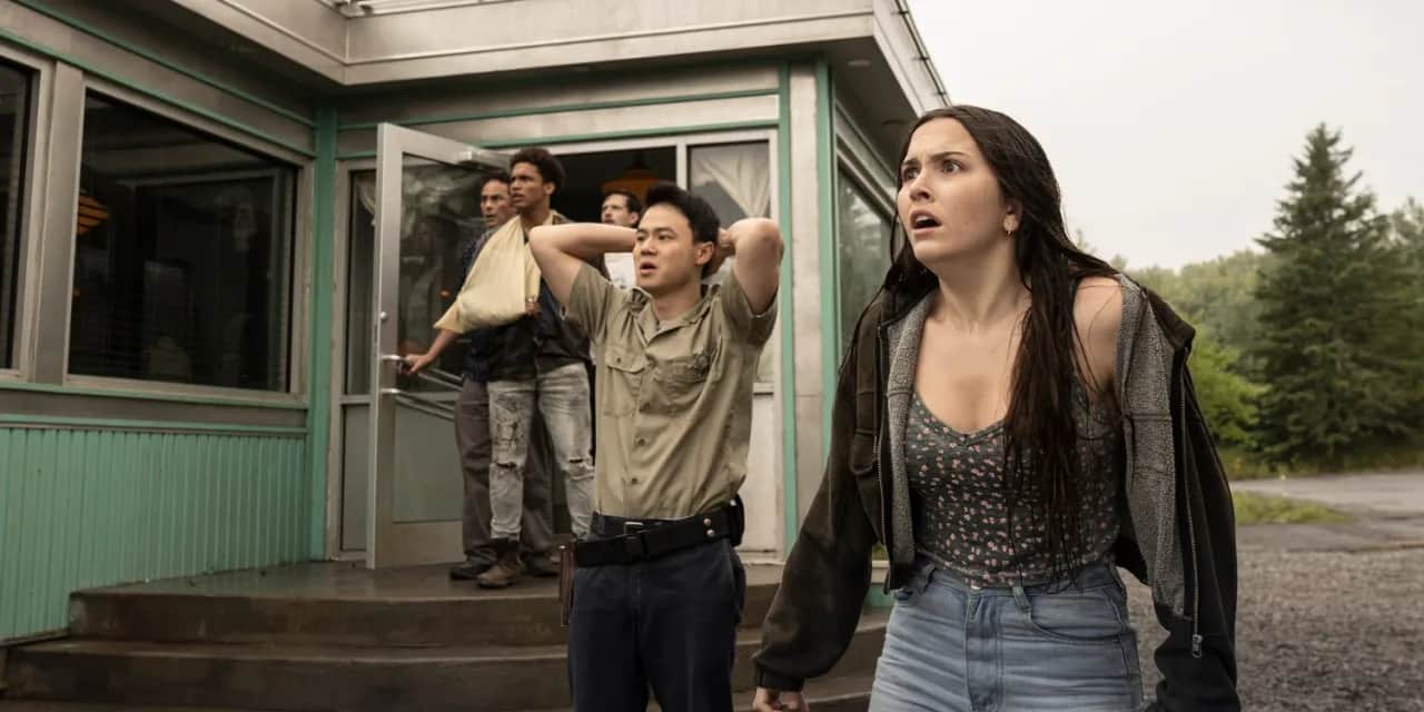 Stamtąd Serial Online: Czy Warto Obejrzeć? Opinie i Recenzje