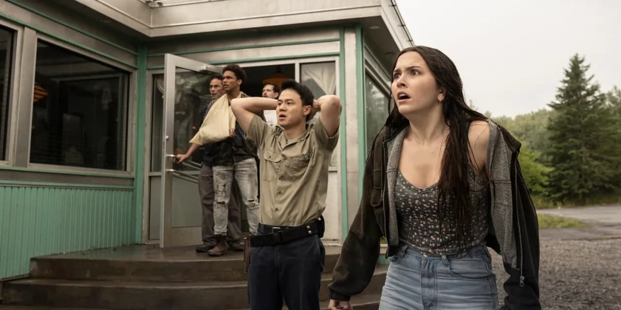 Stamtąd Serial Online: Czy Warto Obejrzeć? Opinie i Recenzje