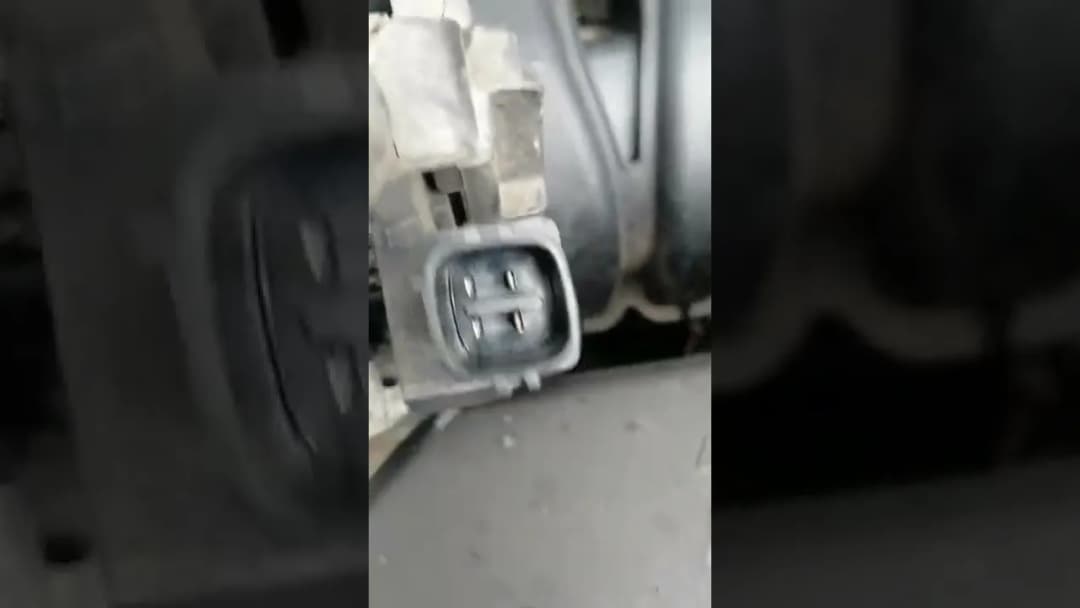 Jak wyjąć alternator w Avensis T25 – prosty poradnik krok po kroku bez błędów