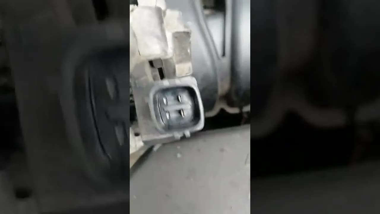 Jak wyjąć alternator w Avensis T25 – prosty poradnik krok po kroku bez błędów