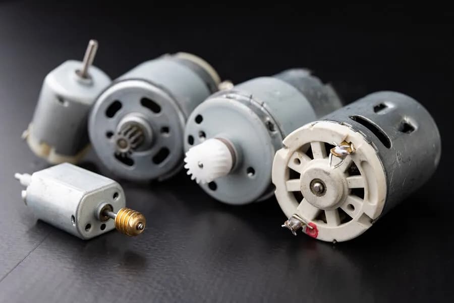 Silniki elektryczne - poznaj ich działanie i zasady funkcjonowania w praktyce