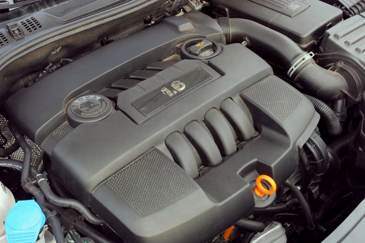 Jaki silnik do gazu wybrać? Lista 5 najlepszych jednostek napędowych 2025