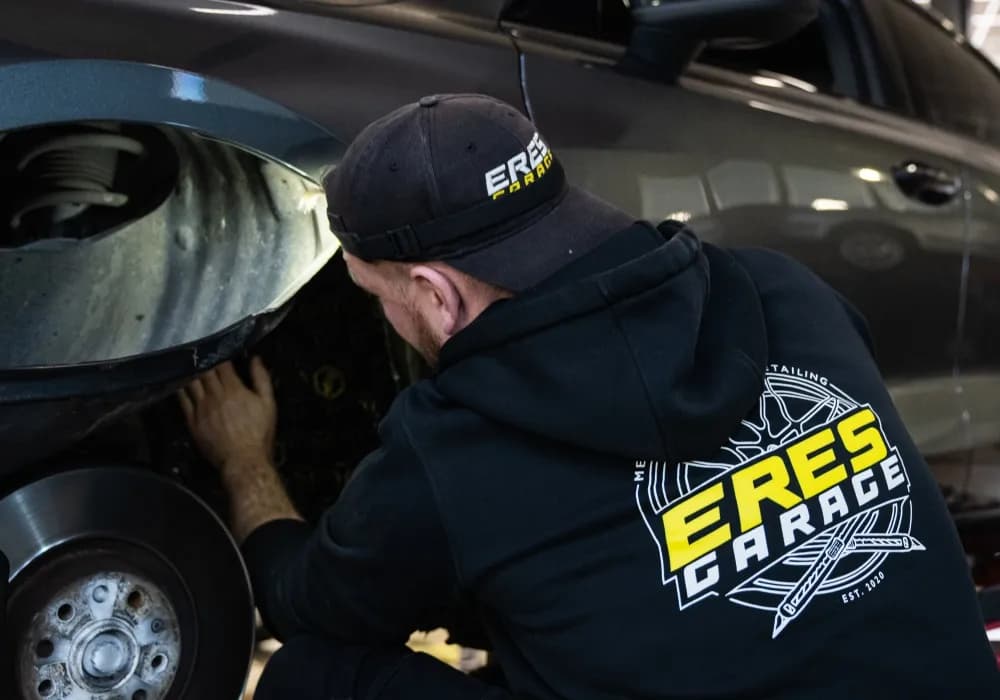 Wyciszenie samochodu w Krakowie – Gdzie szukać usług i jakie są ceny?