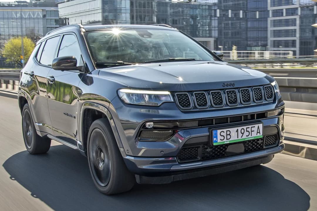 Jaki silnik wybrać do Jeep Compass: kompleksowy test wszystkich wersji